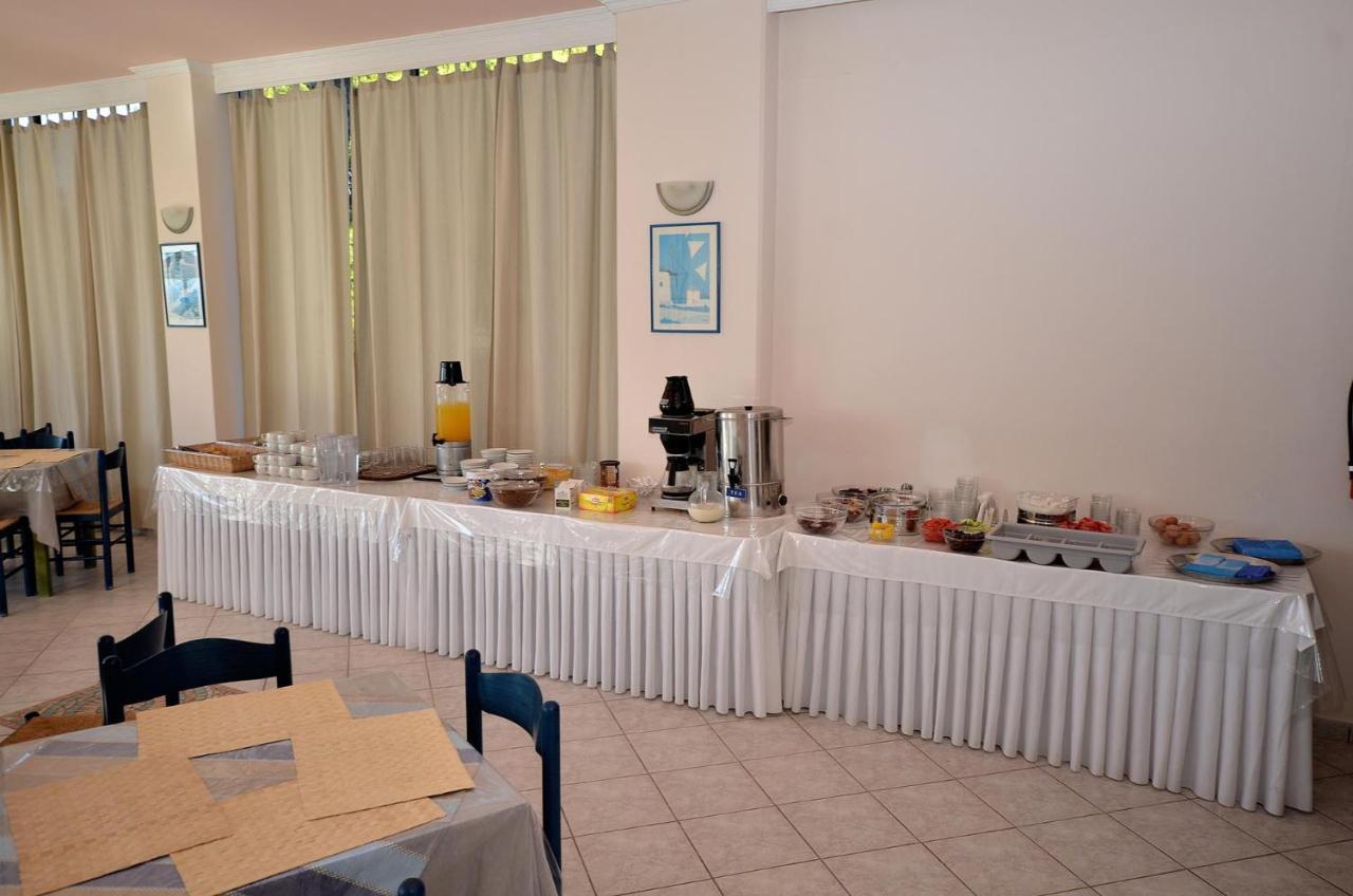 Hotel Magda Agia Marina  エクステリア 写真