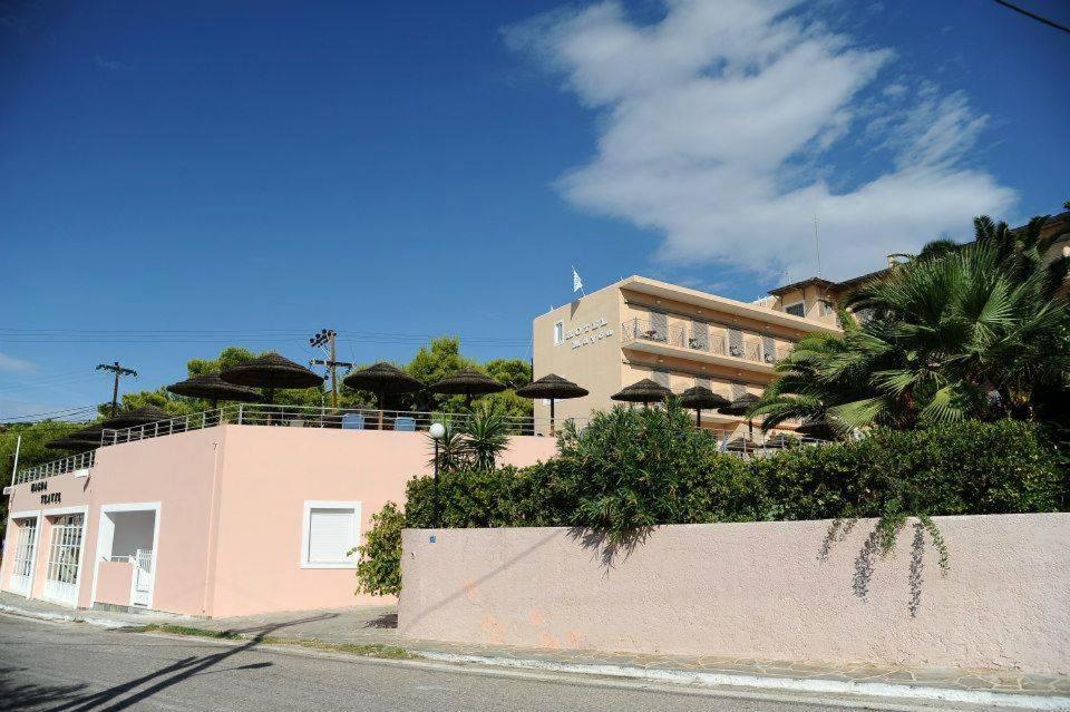 Hotel Magda Agia Marina  エクステリア 写真