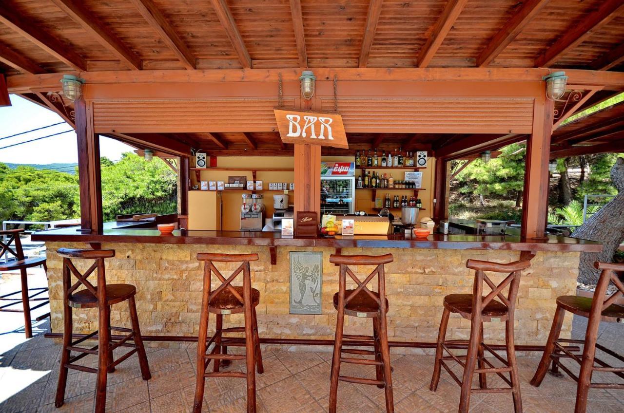 Hotel Magda Agia Marina  エクステリア 写真